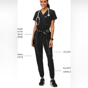 FIGS SPECIAL EDITION SCRUB SET BLACK